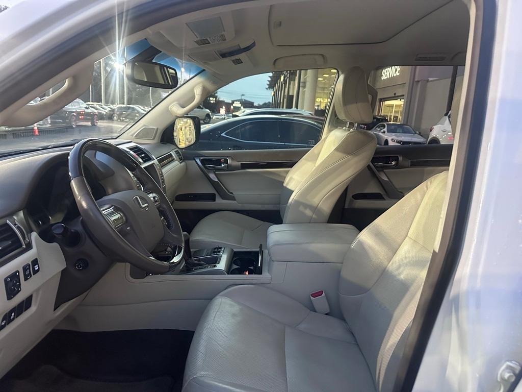used 2017 Lexus GX 460 car, priced at $27,989