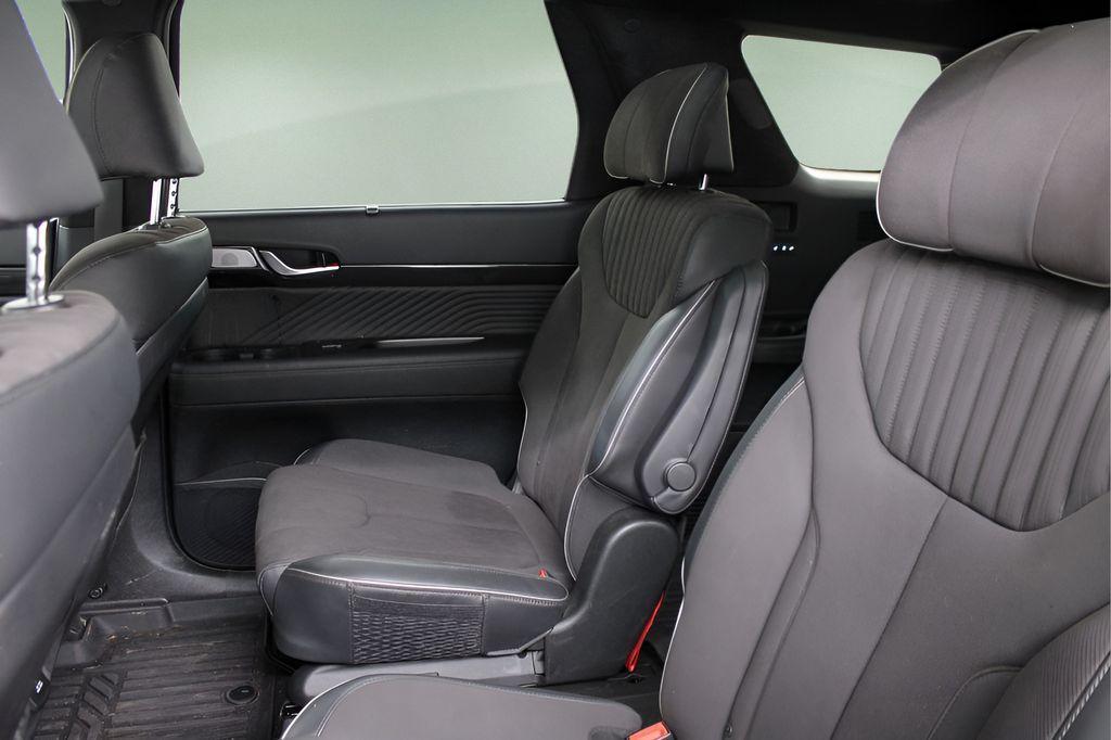 used 2025 Hyundai Palisade car, priced at $44,989