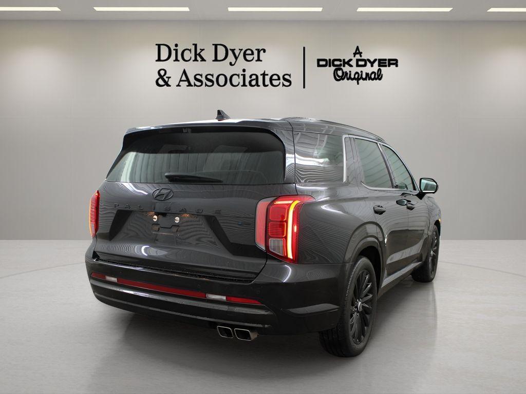 used 2025 Hyundai Palisade car, priced at $44,989