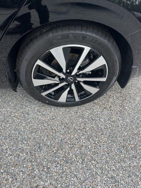 new 2025 Nissan Sentra car, priced at $25,999