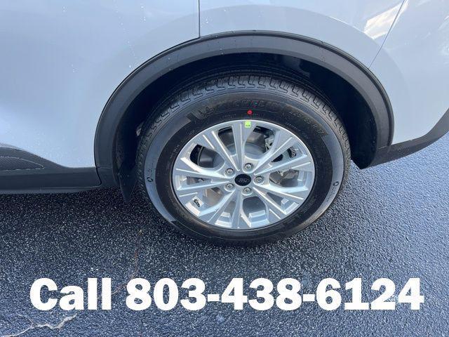 new 2026 Ford Escape car, priced at $28,015