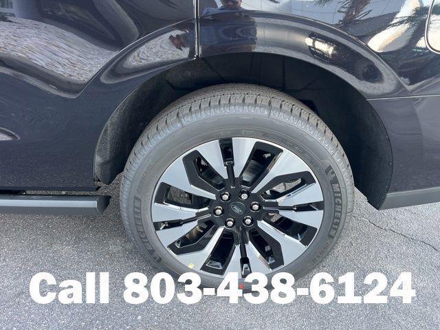 new 2026 Ford Expedition car, priced at $76,422