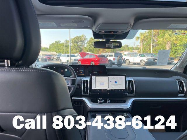 new 2026 Ford Expedition car, priced at $76,422