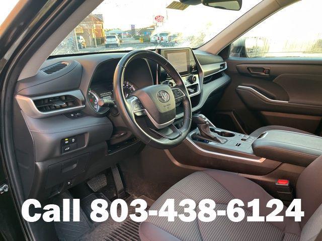 used 2024 Toyota Highlander car
