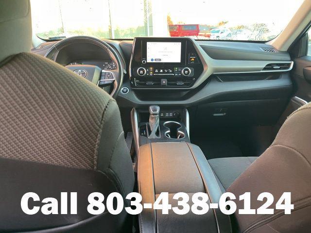 used 2024 Toyota Highlander car