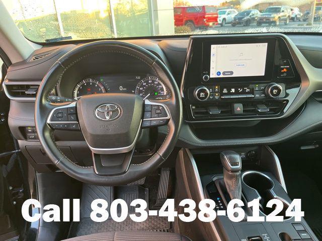 used 2024 Toyota Highlander car