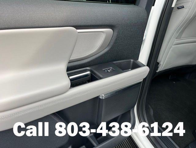 new 2026 Ford Expedition car, priced at $66,068