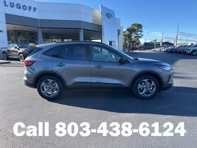 new 2026 Ford Escape car, priced at $30,261