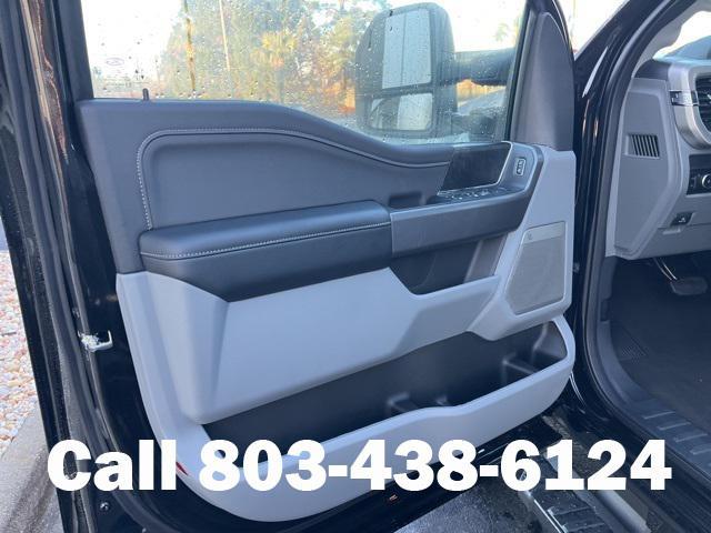 new 2025 Ford F-250 car, priced at $69,728