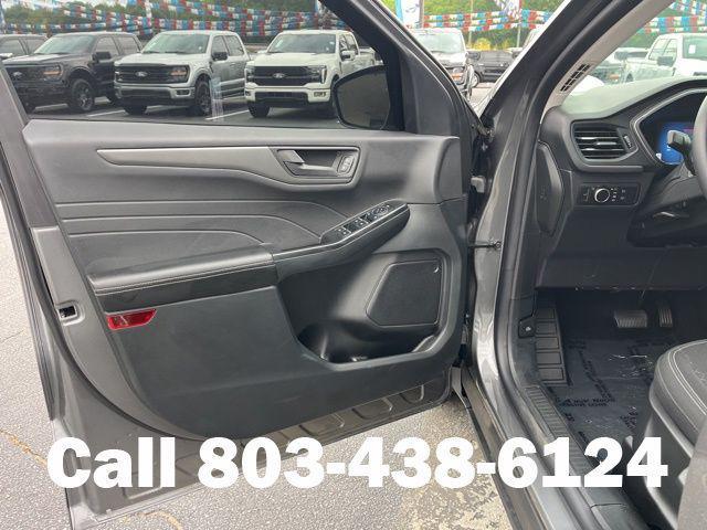 used 2025 Ford Escape car, priced at $22,999