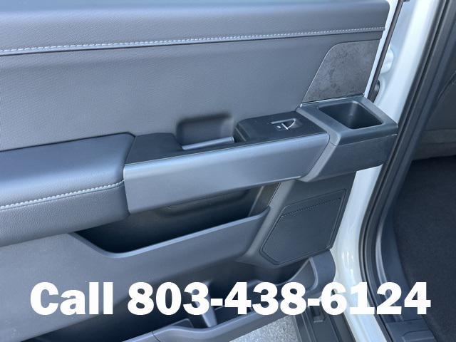 new 2025 Ford F-150 car, priced at $54,077