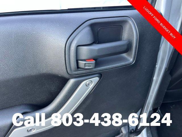 used 2015 Jeep Wrangler Unlimited car, priced at $15,128
