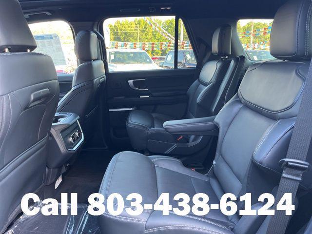 new 2025 Ford Expedition car, priced at $78,694