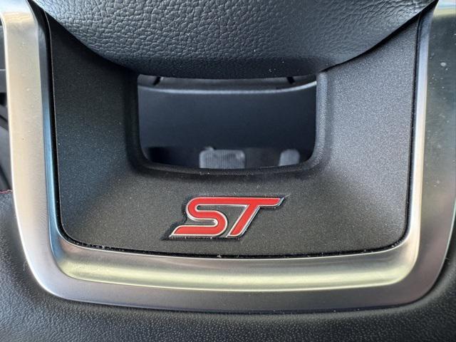 used 2024 Ford Explorer car, priced at $45,916