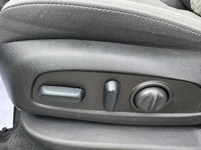 used 2024 Chevrolet Equinox car, priced at $22,624