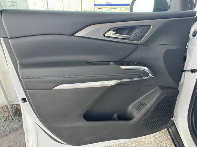 used 2025 Chevrolet Traverse car, priced at $37,974