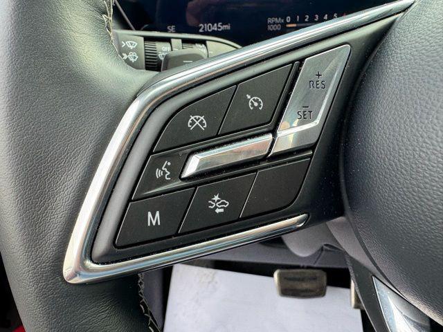 used 2025 Buick Envision car, priced at $30,893