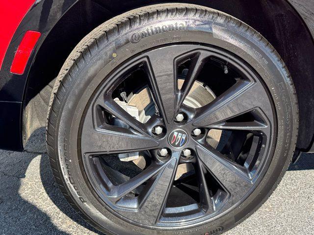 used 2025 Buick Envision car, priced at $30,893