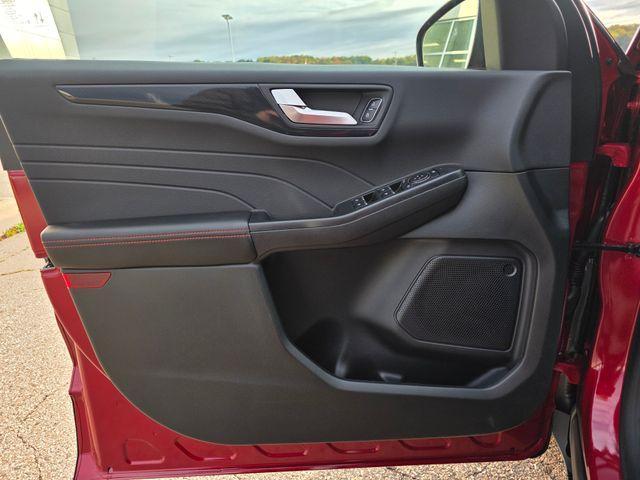 new 2026 Ford Escape car, priced at $33,850