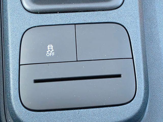 new 2025 Ford Maverick car, priced at $32,100