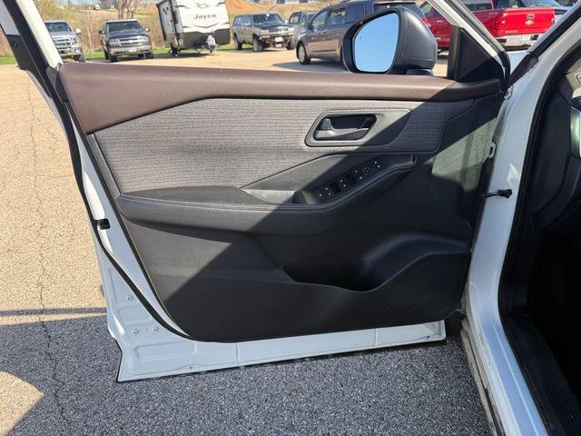 used 2021 Nissan Rogue car, priced at $15,827