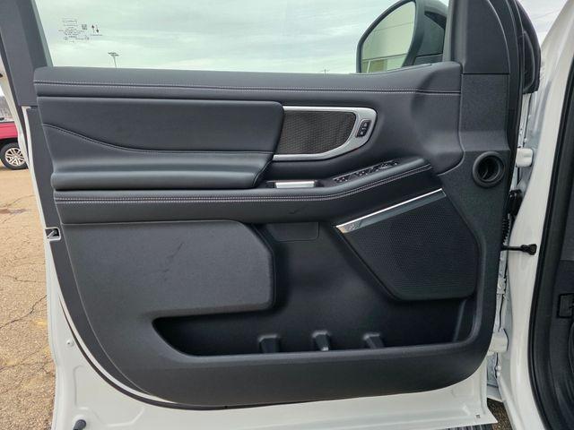 new 2025 Ford Expedition Max car, priced at $87,040