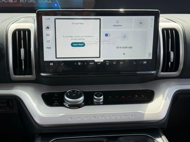 new 2026 Ford Expedition car, priced at $68,613