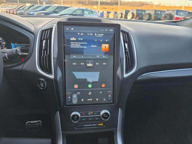 used 2024 Ford Edge car, priced at $33,999