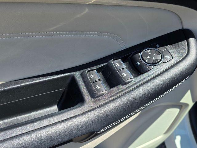 used 2022 Ford Edge car, priced at $23,393