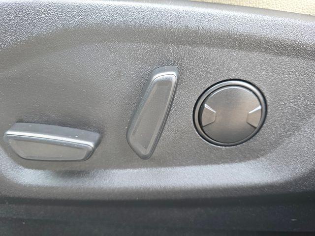 used 2022 Ford Edge car, priced at $26,356