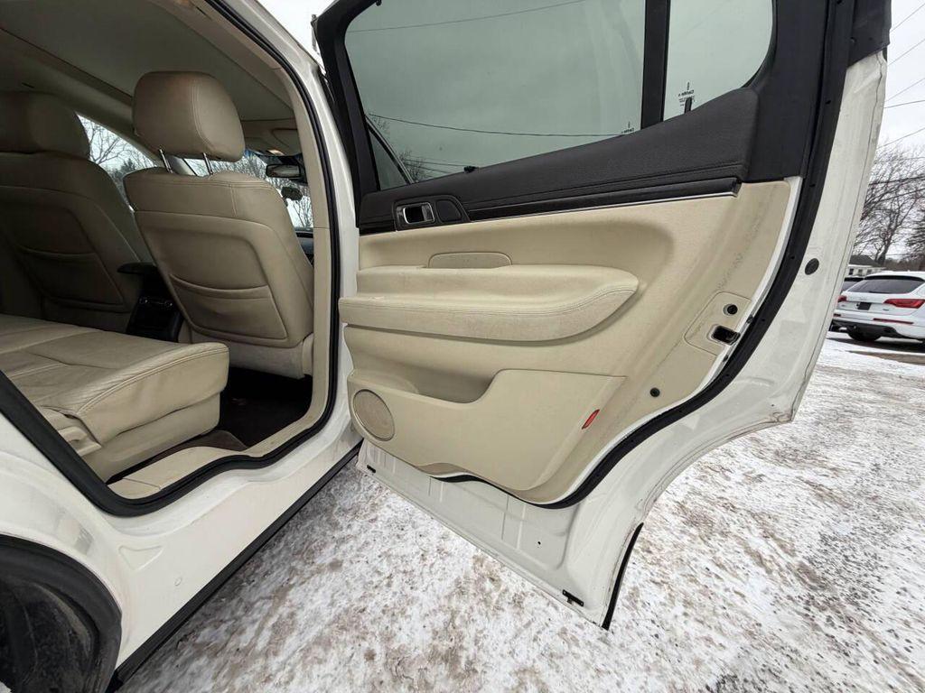 used 2013 Lincoln MKT car, priced at $5,995