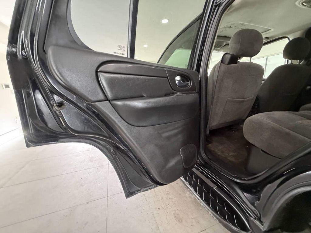 used 2006 GMC Envoy car, priced at $3,995