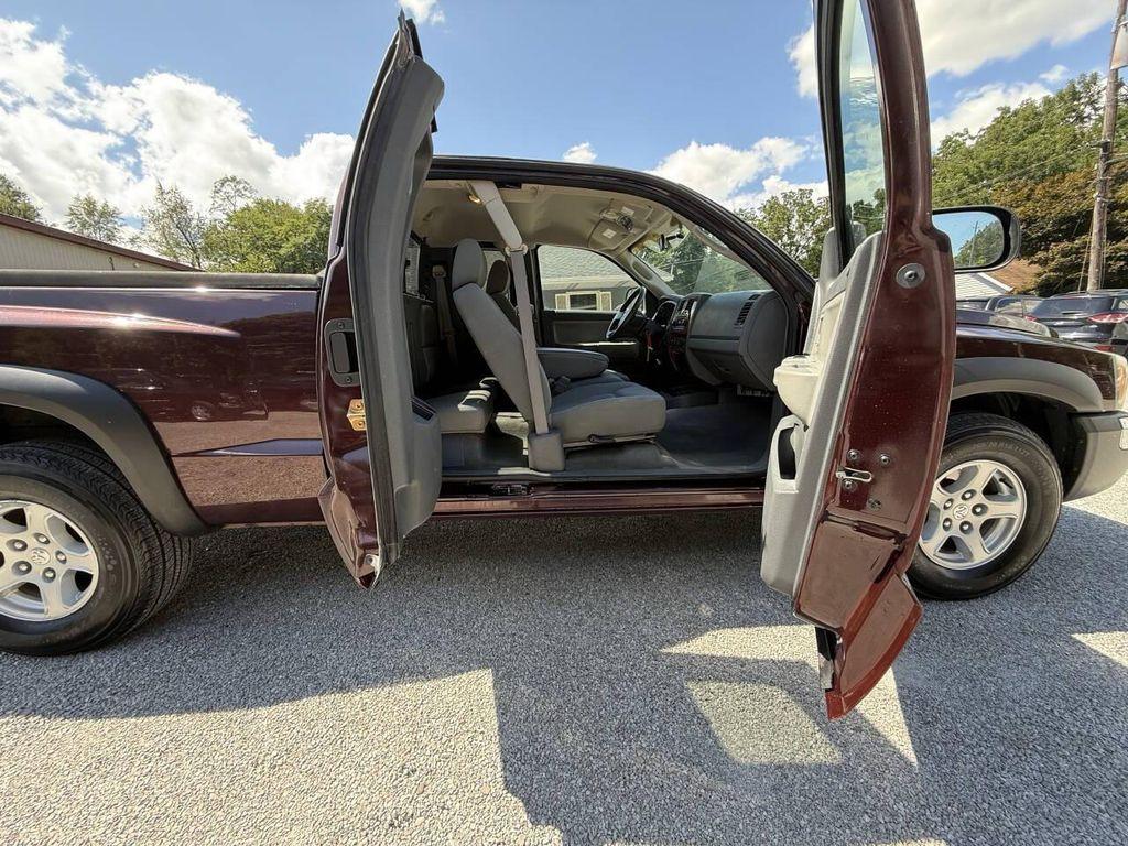 used 2005 Dodge Dakota car, priced at $8,995