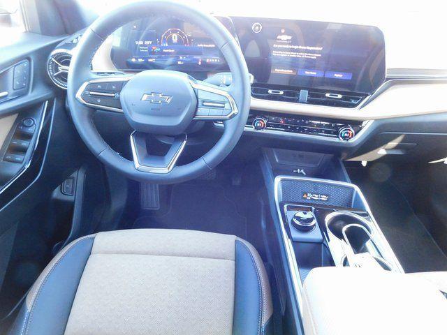 new 2026 Chevrolet Equinox car, priced at $35,474