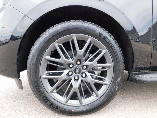 new 2026 Ford Expedition car, priced at $79,898