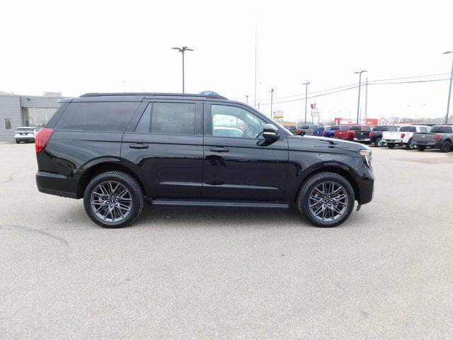 new 2026 Ford Expedition car, priced at $79,898