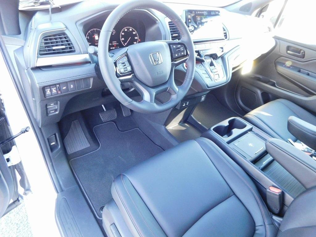 new 2026 Honda Odyssey car, priced at $44,841