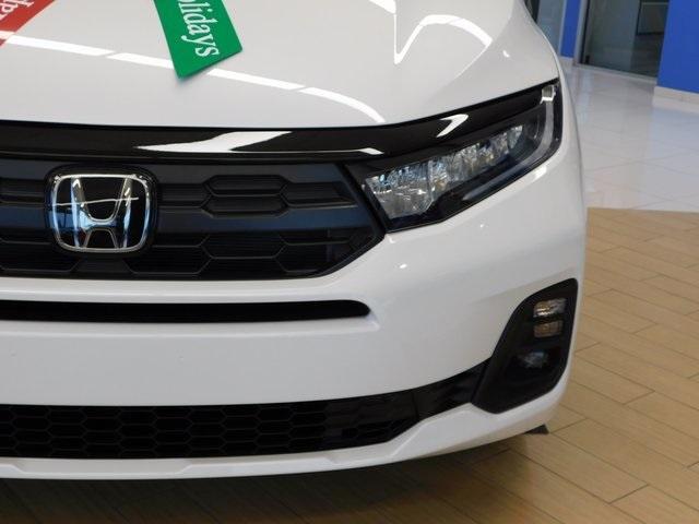 new 2026 Honda Odyssey car, priced at $44,841