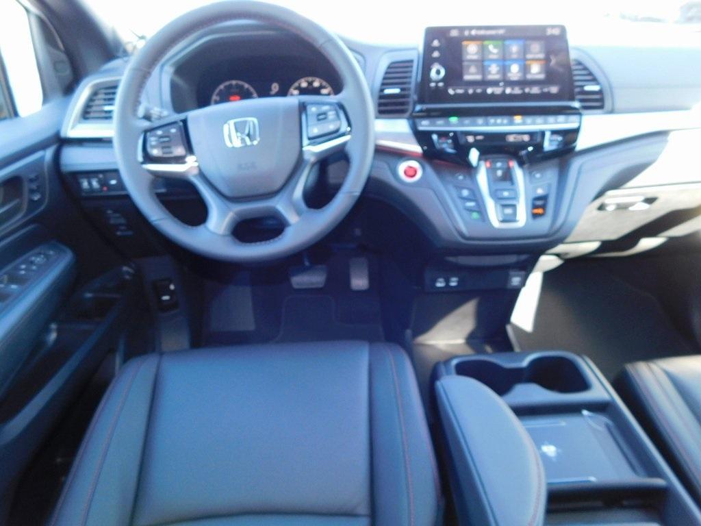 new 2026 Honda Odyssey car, priced at $44,841