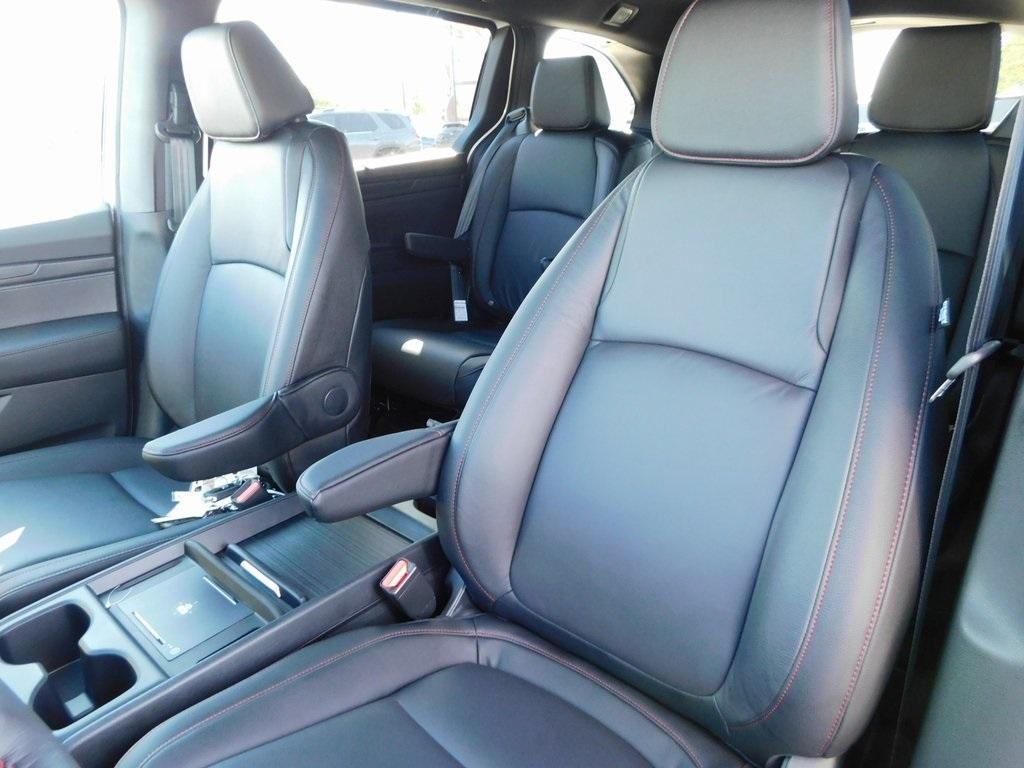 new 2026 Honda Odyssey car, priced at $44,841