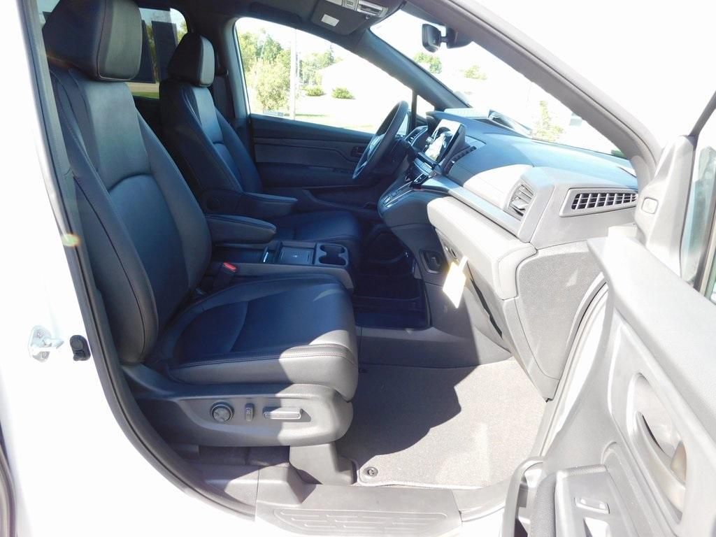 new 2026 Honda Odyssey car, priced at $44,841