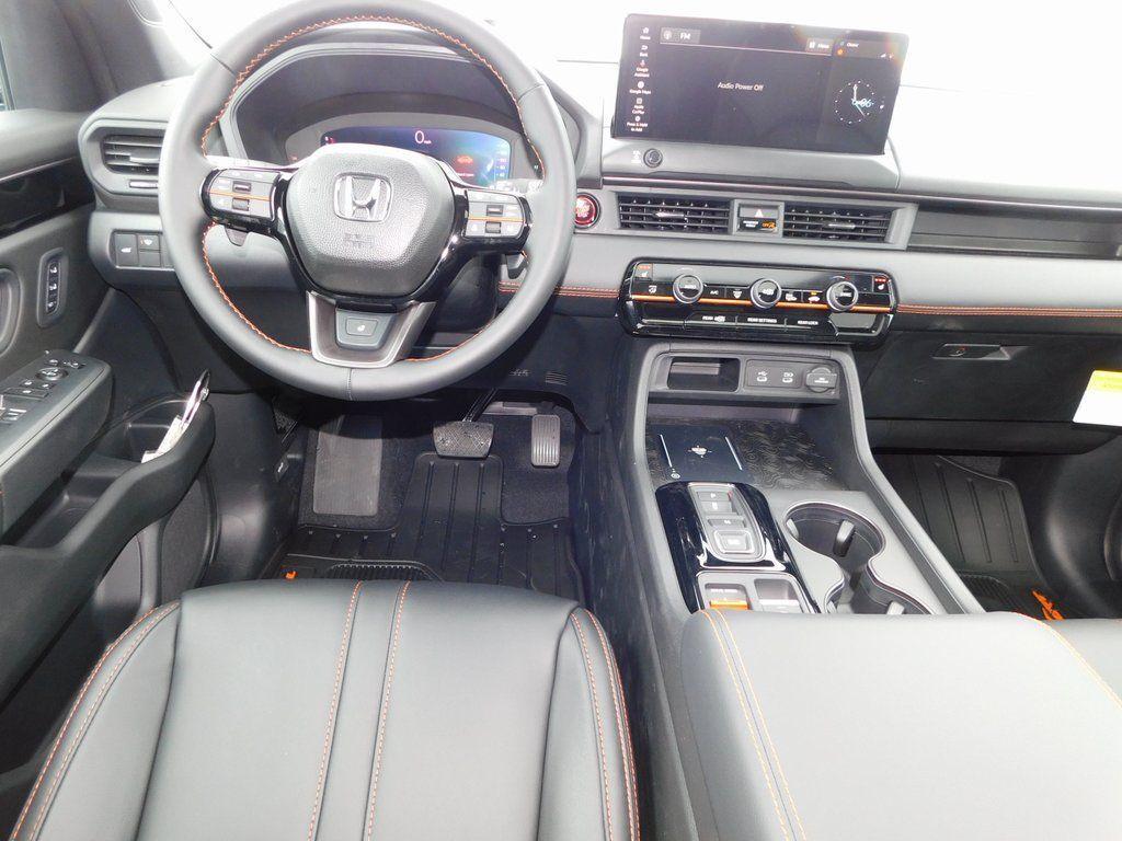 new 2026 Honda Pilot car, priced at $50,265