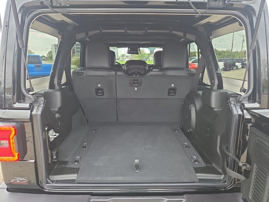 new 2026 Jeep Wrangler car, priced at $53,698