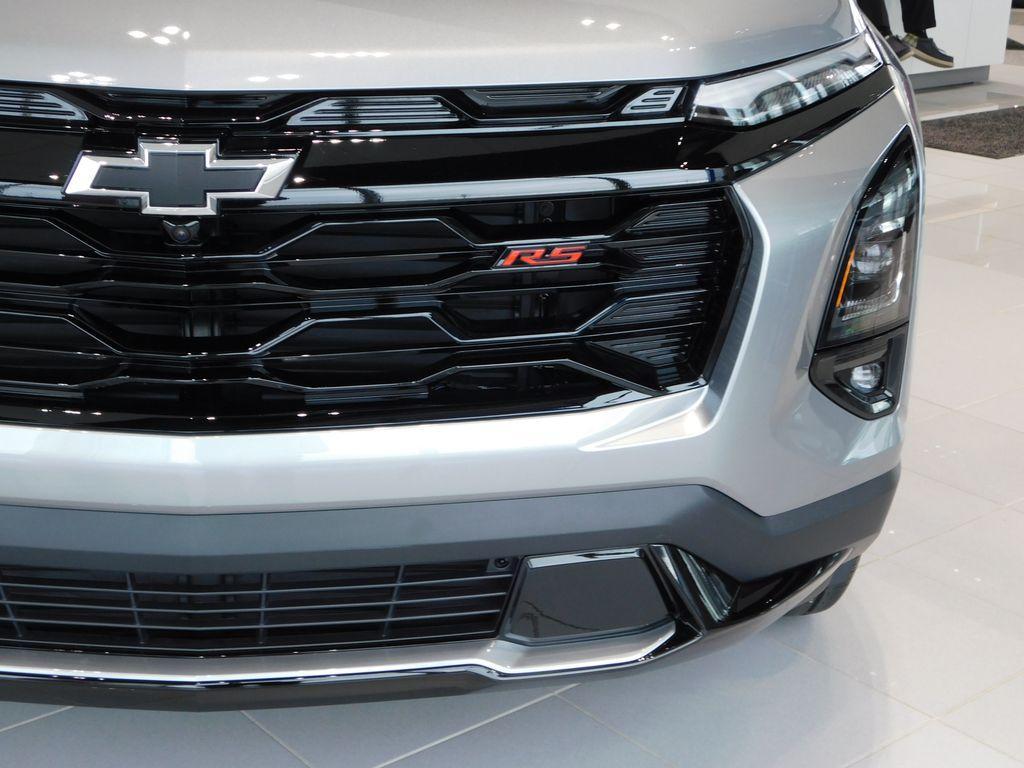 new 2026 Chevrolet Equinox car, priced at $37,035