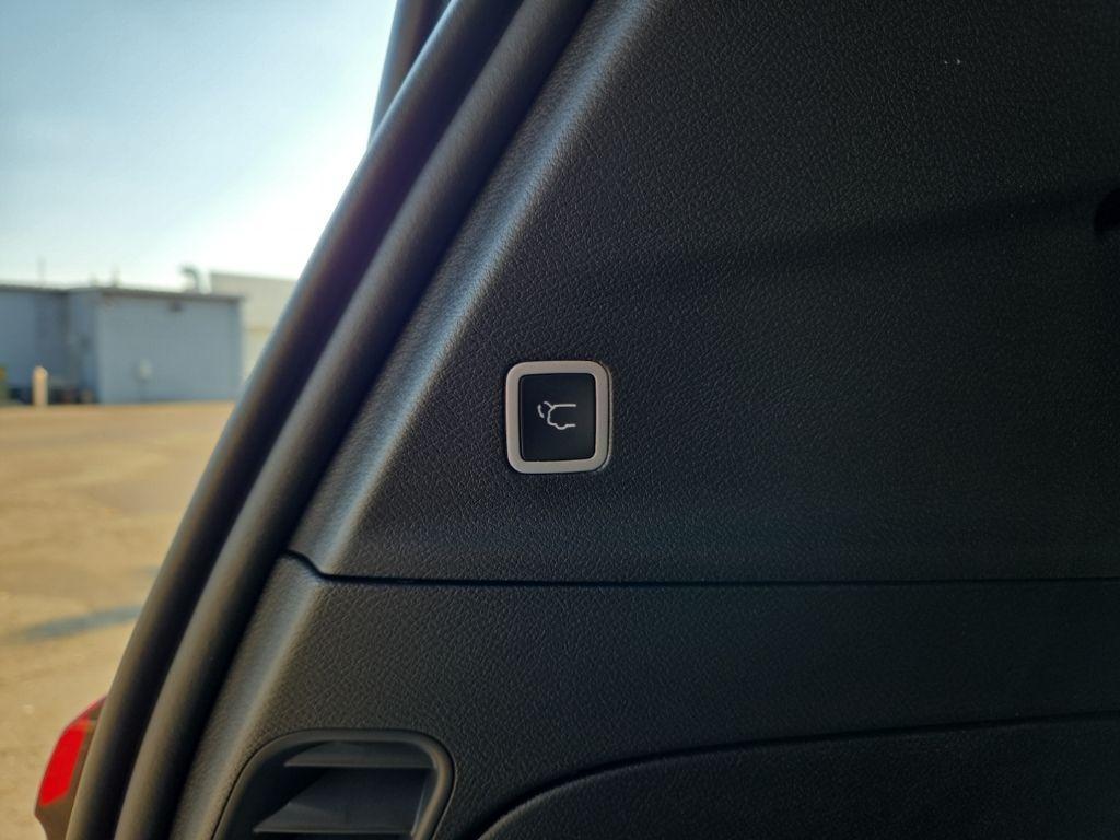 new 2026 Chrysler Pacifica car, priced at $44,898