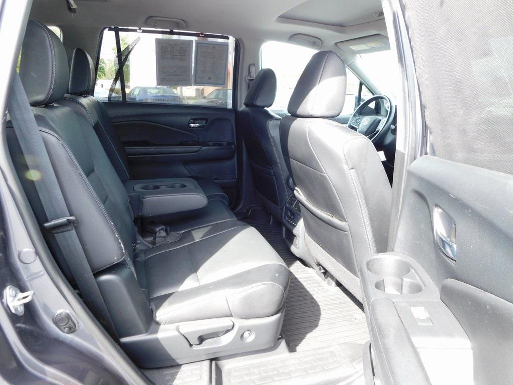2020 Modern Steel Metallic Honda Pilot