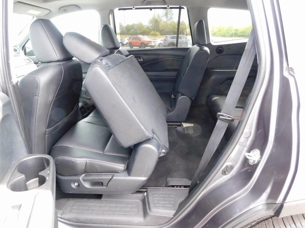 2020 Modern Steel Metallic Honda Pilot