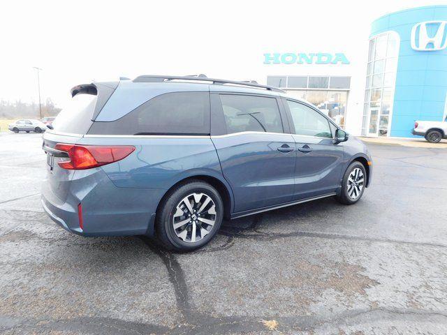 new 2026 Honda Odyssey car, priced at $43,082