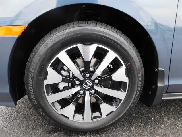 new 2026 Honda Odyssey car, priced at $43,282
