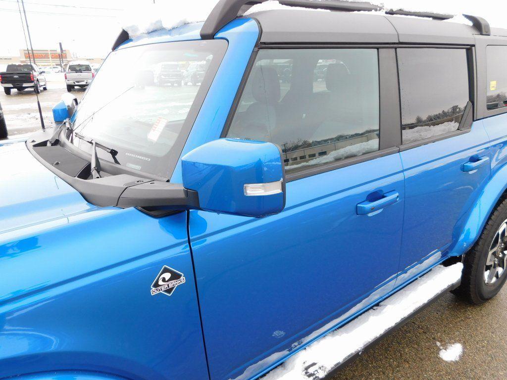 new 2024 Ford Bronco car, priced at $49,008